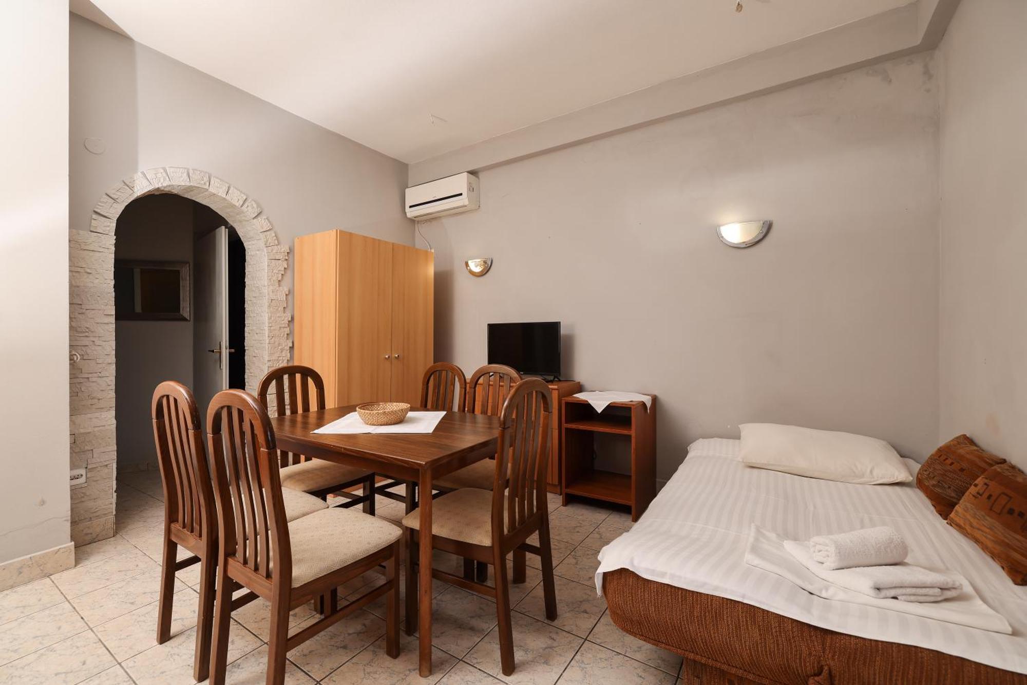 Villa Lana Tribunj  Bagian luar foto