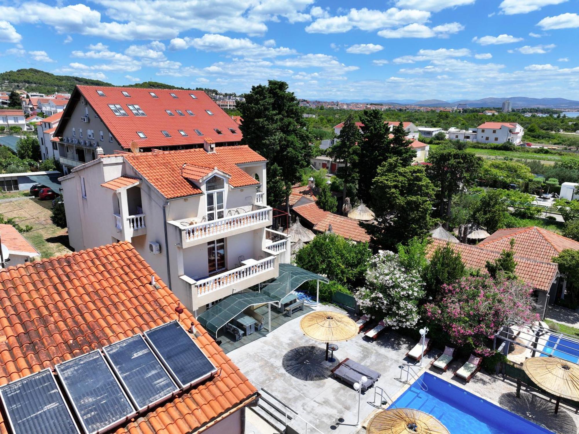 Villa Lana Tribunj  Bagian luar foto